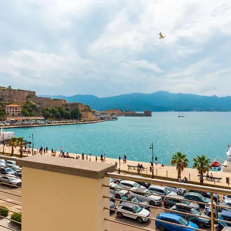 Fronte Mare Villa